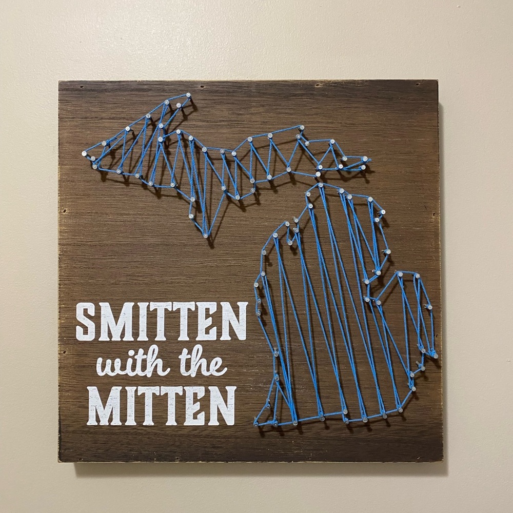Smitten With The Mitten Hallmark Michigan Wood Wall Decor Sign